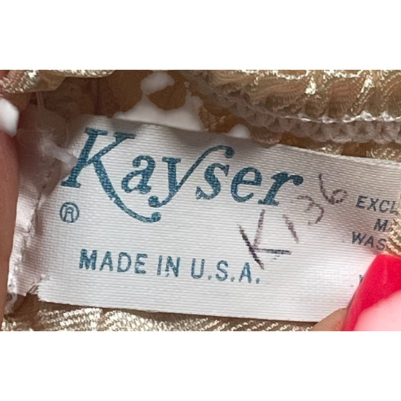 VTG 70s Beige Half Slip Sz S Side Slit Kayser 100% Nylon Tricot Satin USA Made - Picture 6 of 7